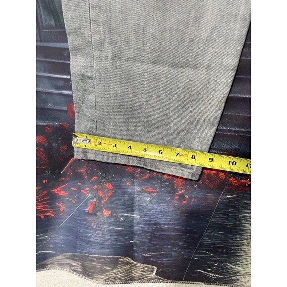 Levis 501 Jeans Mens 35x30 Gray Straight Leg Button Fly Denim Classic Style - Picture 5 of 6